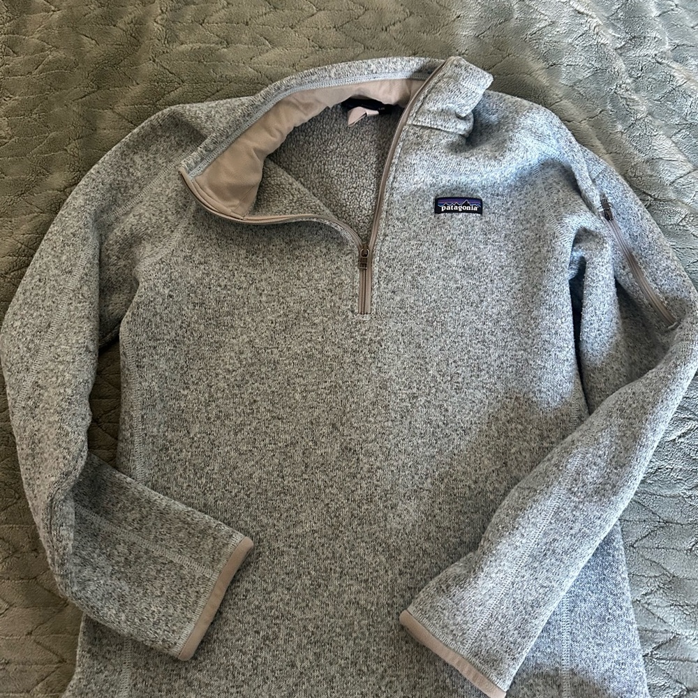 Patagonia blue women’s Sweater